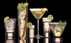 Types of cocktail glasses category